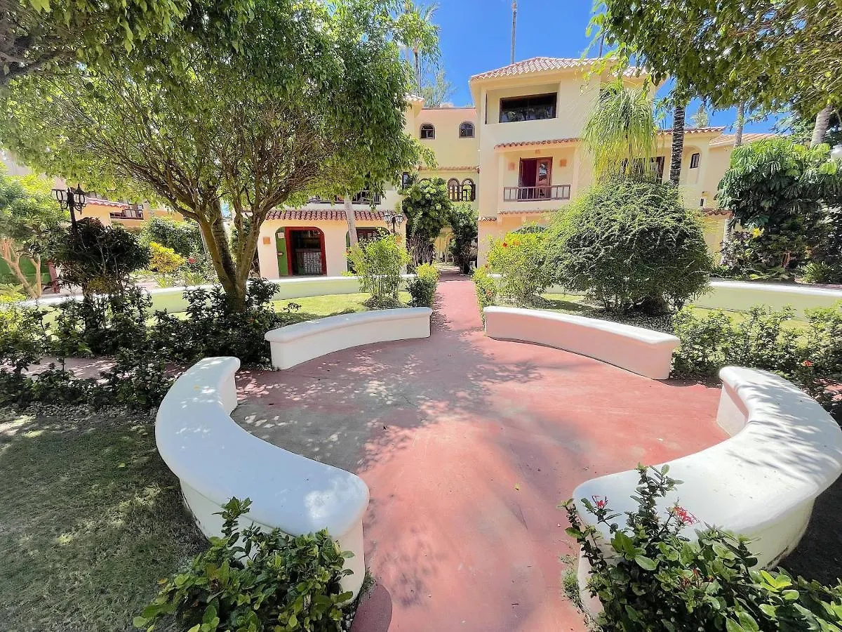 Long Term Villas & Apartments Vacation Rentals Bavaro Los Corales Punta Cana Dominican Republic